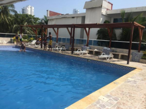 1C5 APARTAMENTO EN CARTAGENA CON BALCON Y VISTA AL MAR, AIRE ACONDICIONADO Y WIFi